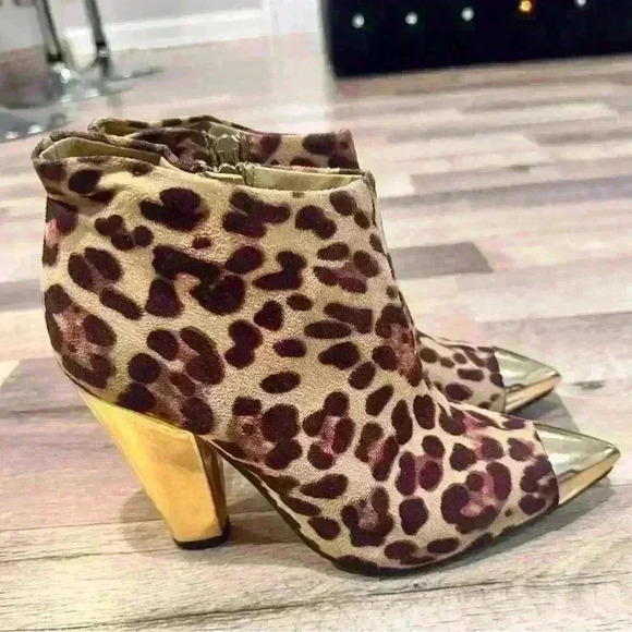 Shoedazzle Women Leopard Bootie Boots Size 7 - Picture 7 of 10